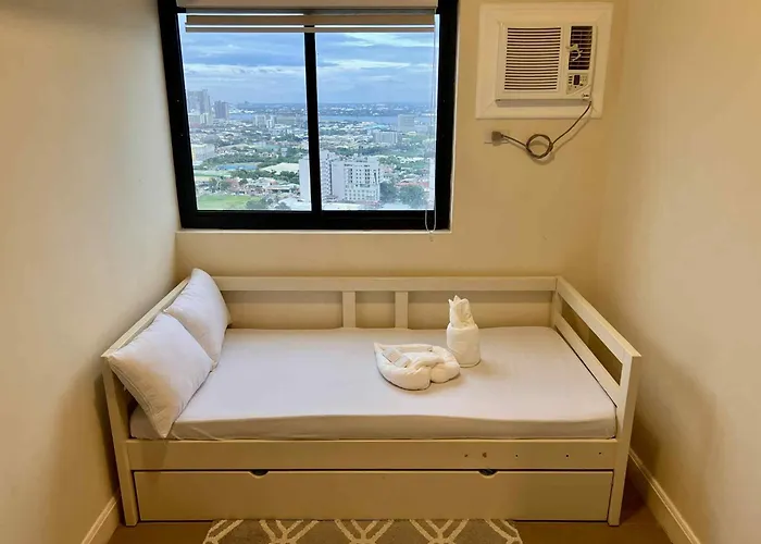 Grand Residences 2-bedroom Unit 2719 아파트호텔